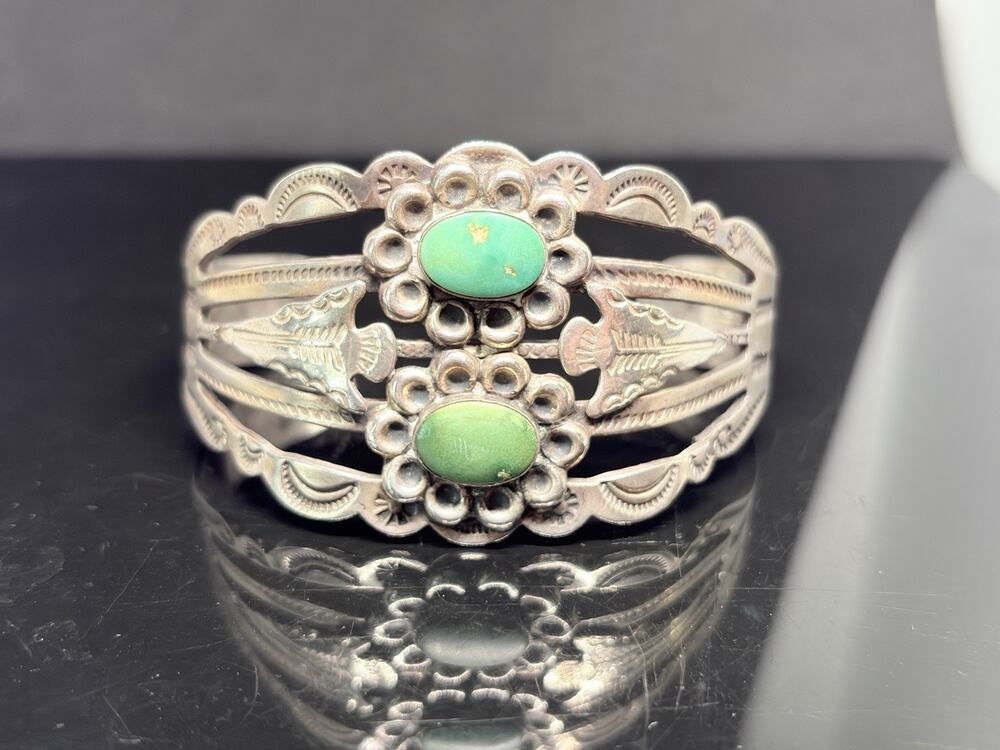 Vintage Sterling Silver “Silver Arrow” Turquoise Native American Bracelet 2.7”